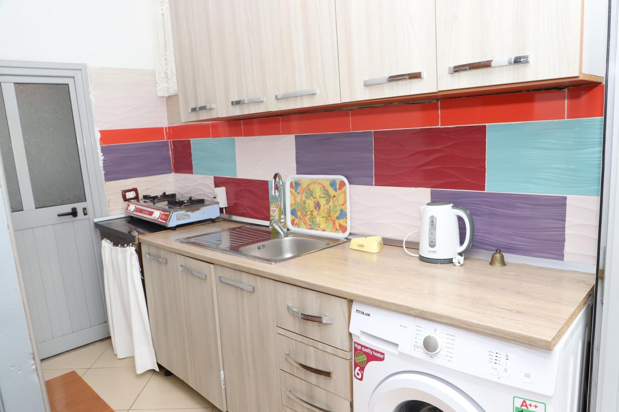 Elvi Aerd Apartment Berat Exterior photo